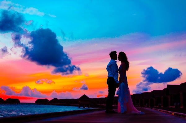 A & B Honeymoon Portrait at Anantara Kihavah Villas — frame 10