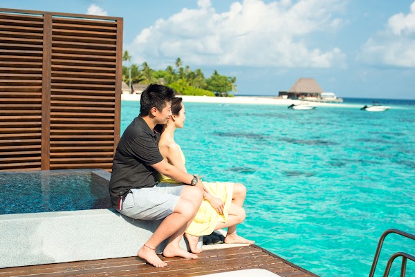 K & C Honeymoon Portrait at W Maldives — frame 4