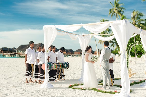 G & G Destination Wedding at The Sun Siyam Iru Fushi Maldives — frame 3