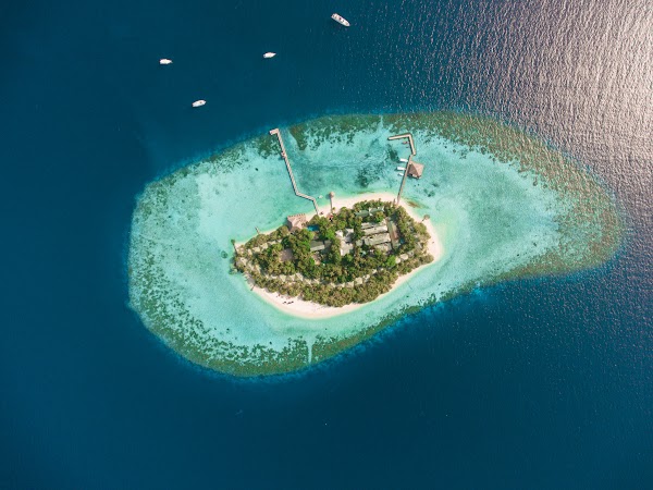 R & J Destination Wedding at Eriyadhu Island Resort, Eriyadhu Island Resort, Kaafu Atoll, Maldives — frame 34