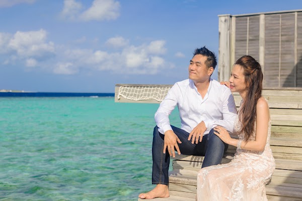A & B Honeymoon Portrait at Anantara Kihavah Villas — frame 5