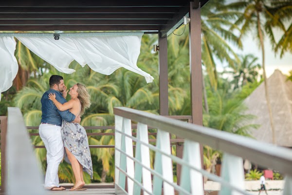 C & N Honeymoon Portrait at Shangri - La's Villingili Resort & Spa, Maldives, Shangri - La's Villingili Resort & Spa, Maldives, Seenu Atoll, Maldives — frame 9