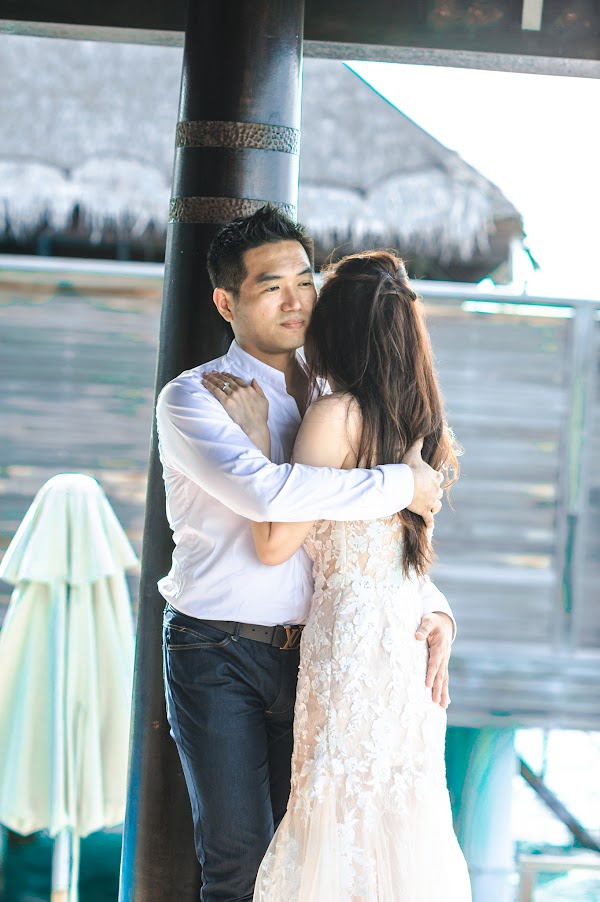 A & B Honeymoon Portrait at Anantara Kihavah Villas — frame 4