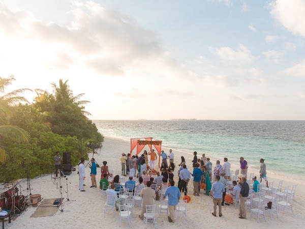 R & J Destination Wedding at Eriyadhu Island Resort — Eriyadhu Island Resort, Kaafu Atoll, Maldives — frame 8