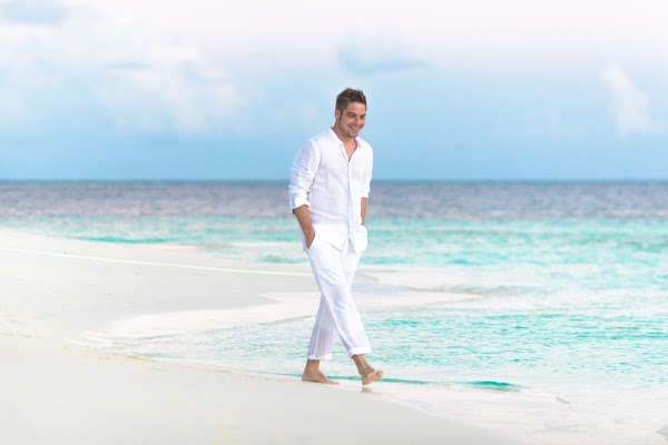 K & A Anniversary Portrait at Mirihi Island Resort — photographed at V Villas Maldives at Mirihi-Mgallery Collection, Alifu Dhaalu (South Ari) Atoll — frame 3