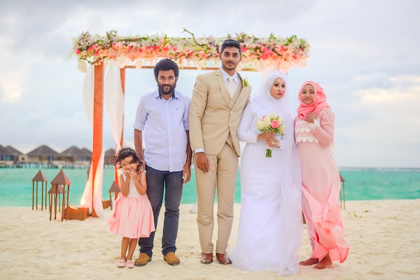 Photographs from Kaafu (Malé) Atoll, near Thulusdhoo — frame 7