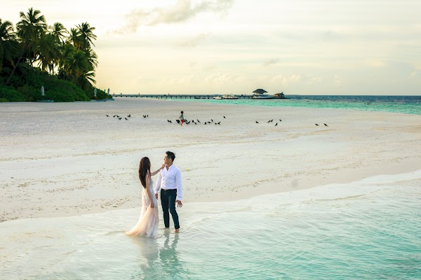 A & B Honeymoon Portrait at Anantara Kihavah Villas, Anantara Kihavah Villas, Baa Atoll, Maldives — frame 35