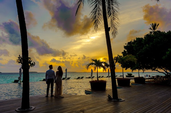 A & B Honeymoon Portrait at Anantara Kihavah Villas, Anantara Kihavah Villas, Baa Atoll, Maldives — frame 40