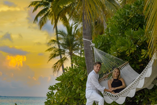 K & A Anniversary Portrait at Mirihi Island Resort — frame 2