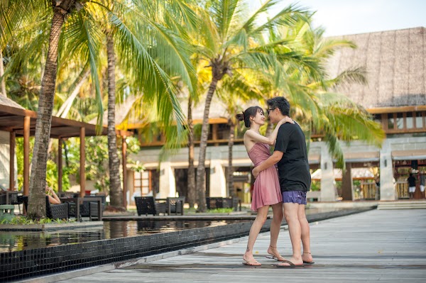 K & C Honeymoon Portrait at W Maldives — frame 8