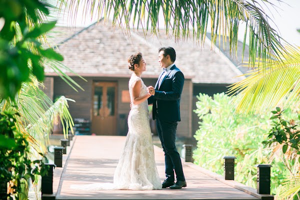 U & G Pre-Wedding Portrait at Lily Beach Resort — photographed at Lily Beach Resort & Spa, Alifu Dhaalu (South Ari) Atoll — frame 4
