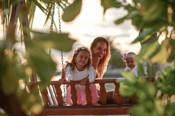 A & N Family Portrait at Paradise Island Resort and Spa, Paradise Island Resort and Spa, Kaafu Atoll, Maldives — frame 27