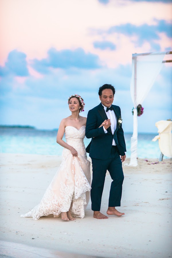 K & K  Elopement at The St. Regis Vommuli Resort, Maldives — frame 7