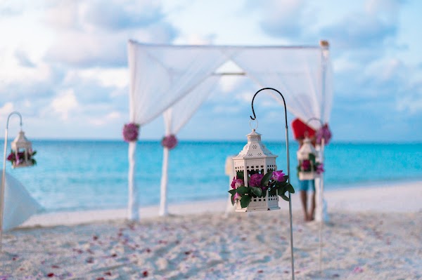 K & K  Elopement at The St. Regis Vommuli Resort, Maldives — frame 3
