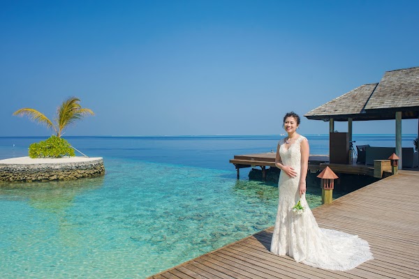 U & G Pre-Wedding Portrait at Lily Beach Resort, Lily Beach Resort, Alifu Dhaalu Atoll, Maldives — frame 3