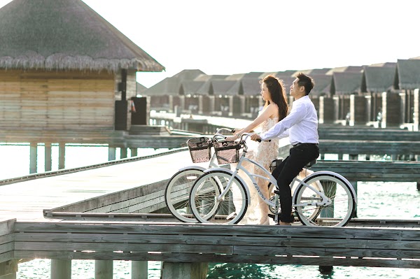 A & B Honeymoon Portrait at Anantara Kihavah Villas, Anantara Kihavah Villas, Baa Atoll, Maldives — frame 21