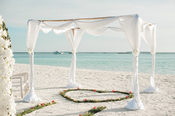G & G Destination Wedding at The Sun Siyam Iru Fushi Maldives, The Sun Siyam Iru Fushi Maldives, Noonu Atoll, Maldives — frame 6