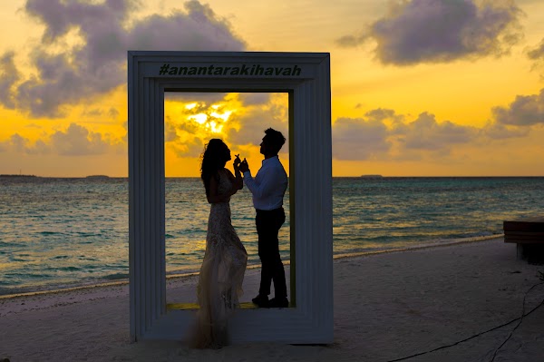 A & B Honeymoon Portrait at Anantara Kihavah Villas, Anantara Kihavah Villas, Baa Atoll, Maldives — frame 38