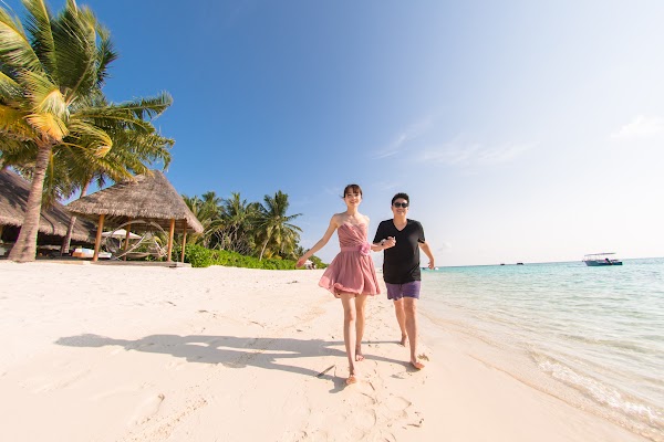 K & C Honeymoon Portrait at W Maldives, W Maldives, Alifu Alifu Atoll, Maldives — frame 11