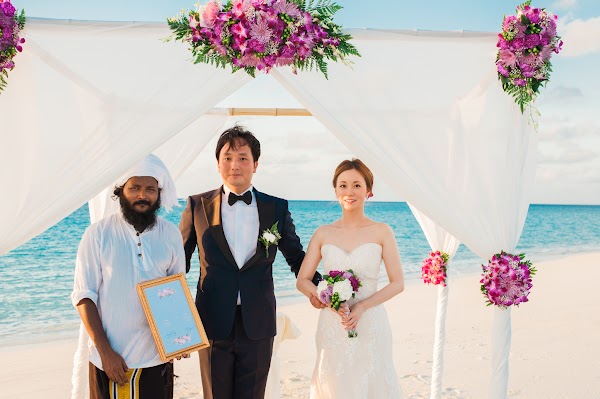 K & K  Elopement at The St. Regis Vommuli Resort, Maldives, The St. Regis Vommuli Resort, Maldives, Dhaalu Atoll, Maldives — frame 10