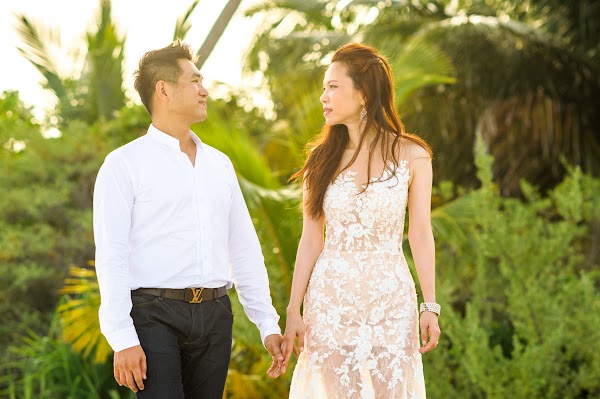 A & B Honeymoon Portrait at Anantara Kihavah Villas, Anantara Kihavah Villas, Baa Atoll, Maldives — frame 27