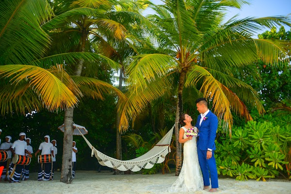 A & Z Elopement Elopement at Mirihi Island Resort, Mirihi Island Resort, Alifu Dhaalu Atoll, Maldives — frame 6