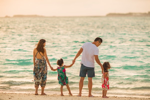 K & J Family Portrait at Four Seasons Resort Maldives at Landaa Giraavaru, Four Seasons Resort Maldives at Landaa Giraavaru, Baa Atoll, Maldives — frame 15