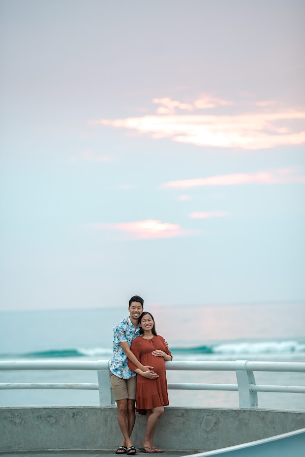 R & O Maternity Portrait at Hulhumale — frame 5