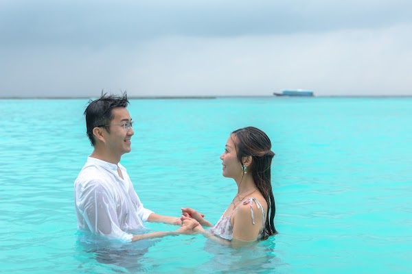 J & H Honeymoon Portrait at Kuramathi Maldives, Kuramathi Maldives, Alifu Alifu Atoll, Maldives — frame 14