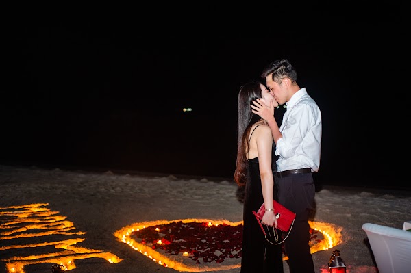 J & W Proposal Proposal at Cocoa Island — frame 9