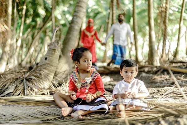 M & S Family Portrait at Fuvahmulah