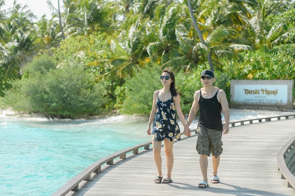 S & B Family Portrait at Dusit Thani Maldives — photographed at Dusit Thani Maldives, Baa (South Maalhosmadulu) Atoll — frame 5