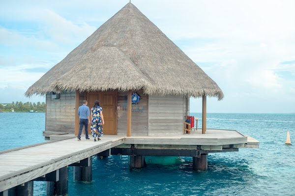 J & L Honeymoon Portrait at Conrad Maldives Rangali Island — frame 5