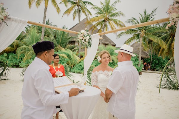 P & G  Elopement at Mirihi Island Resort, Mirihi Island Resort, Alifu Dhaalu Atoll, Maldives — frame 12
