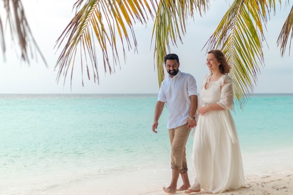 J & Y Honeymoon Portrait at Eriyadhu Island Resort — photographed at Eri Maldives, Kaafu (Malé) Atoll — frame 2