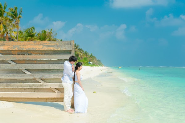 N & K Honeymoon Portrait at Paradise Island Resort and Spa — Paradise Island Resort and Spa, Kaafu Atoll, Maldives — frame 7