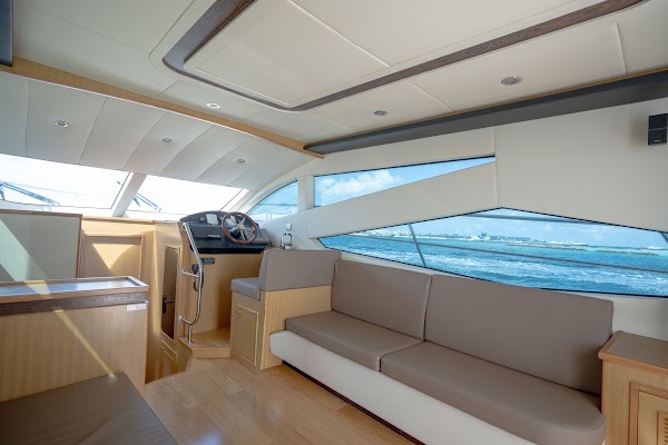 TIFFANY BLANC 14 - Luxury Yacht Charter, Maldives — frame 32