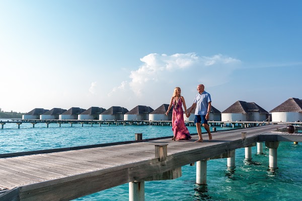 S & F Anniversary Portrait at Kanuhura, Kanuhura, Lhaviyani Atoll, Maldives — frame 46