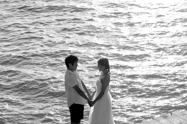 I & H Honeymoon Portrait at Soneva Jani — frame 4
