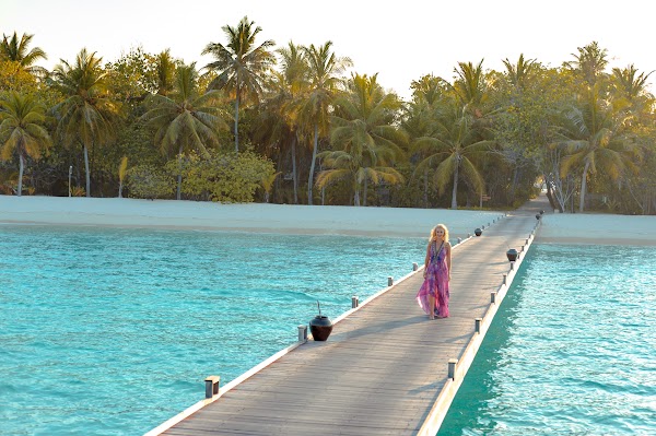 S & F Anniversary Portrait at Kanuhura — photographed at Six Senses Kanuhura, Maldives, Lhaviyani (Faadhippolhu) Atoll — frame 7