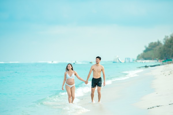 R & O Maternity Portrait at Hulhumale — frame 9