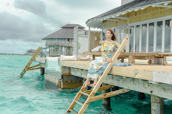 Y & S Honeymoon Portrait at Soneva Jani — frame 7