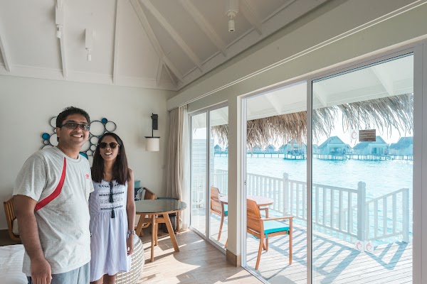 Maldives anniversary photography — frame 3