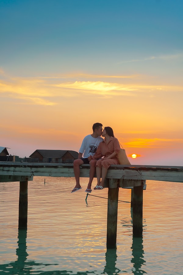 J & W Proposal Proposal at Cocoa Island — frame 7