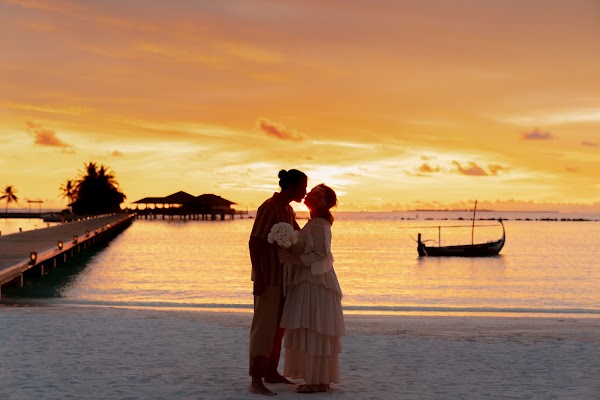 Christina + Mounaim at Villa Nautica — Villa Nautica, Paradise Island, Kaafu Atoll, Maldives — frame 8
