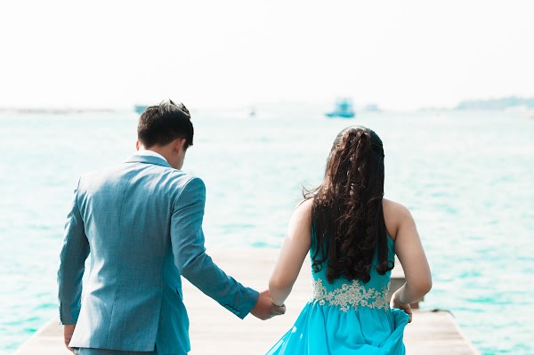 P & N Honeymoon Portrait at Paradise Island Resort and Spa — frame 2