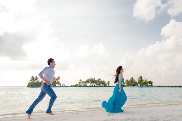 P & N Honeymoon Portrait at Paradise Island Resort and Spa — Paradise Island Resort and Spa, Kaafu Atoll, Maldives — frame 6