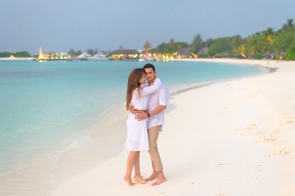 B & P Family Portrait at Four Seasons Resort Maldives at Kuda Huraa, Four Seasons Resort Maldives at Kuda Huraa, Kaafu Atoll, Maldives — frame 44