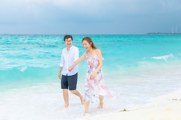 J & H Honeymoon Portrait at Kuramathi Maldives, Kuramathi Maldives, Alifu Alifu Atoll, Maldives — frame 5