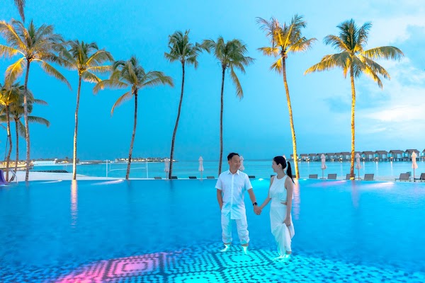 S & H Anniversary Portrait at Hard Rock Hotel Maldives, Hard Rock Hotel Maldives, Kaafu Atoll, Maldives — frame 21